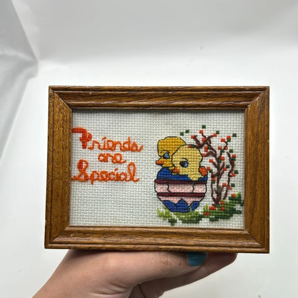 Vintages Framed Cross Stitch Needlepoint Friends Are Special Chicks Ducks Egg